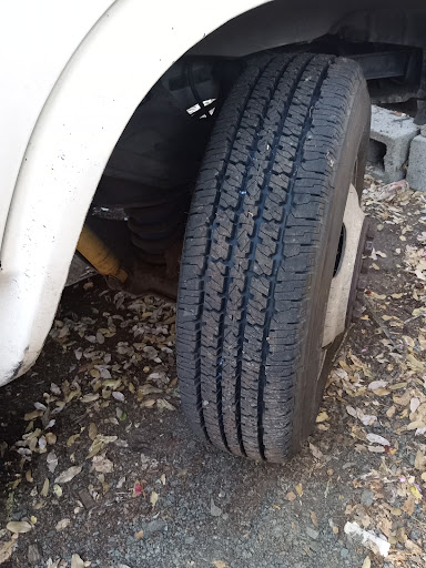 Tire Shop «Royal Automotive Center», reviews and photos, 250 Lakeport Blvd, Lakeport, CA 95453, USA