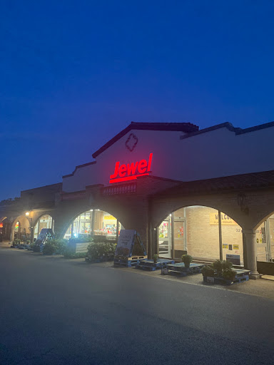 Grocery Store «Jewel-Osco», reviews and photos, 1517 Sheridan Rd, Wilmette, IL 60091, USA
