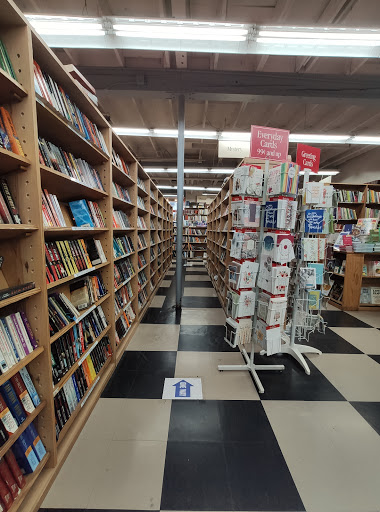Book Store «Half Price Books», reviews and photos, 15600 NE 8th St, Bellevue, WA 98008, USA