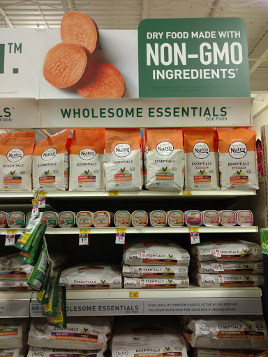 Pet Supply Store «PetSmart», reviews and photos, 400 S State Rd, Springfield, PA 19064, USA