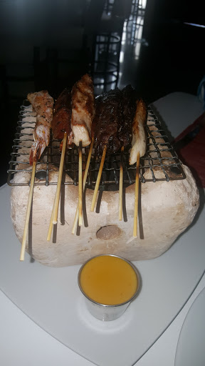 Latin American Restaurant «Silhouette», reviews and photos, 5668 Broadway, Bronx, NY 10463, USA