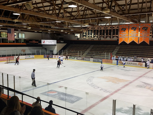 Auditorium «IRA Civic Center», reviews and photos, 1401 NW 3rd Ave, Grand Rapids, MN 55744, USA