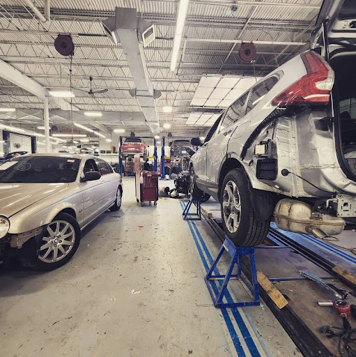 Auto Body Shop «Imperial Auto Body», reviews and photos, 690 Lofstrand Ln, Rockville, MD 20850, USA