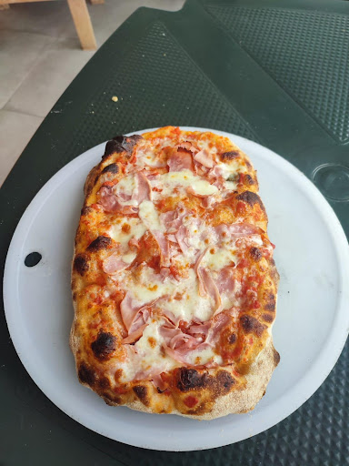 Bistrot Enoteca Gastronomia in Zibido San Giacomo, Città Metropolitana di Milanoo