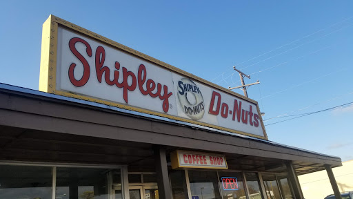 Shipley Do-Nuts, 507 W Moore Ave, Terrell, TX 75160, USA, 