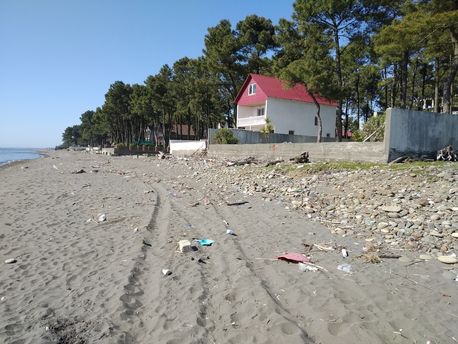 Foto von Grigoleti beach mit türkisfarbenes wasser Oberfläche