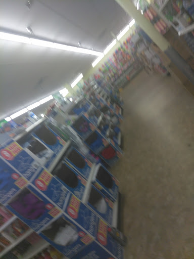 Dollar Store «Dollar Tree», reviews and photos, 10639 Sepulveda Blvd, Mission Hills, CA 91345, USA