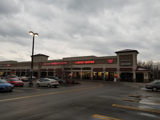 Liquor Store «Four Seasons Spirits & Wine», reviews and photos, 2833 W Ridge Rd # 9A, Rochester, NY 14626, USA