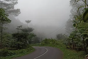 Jahim Pass image