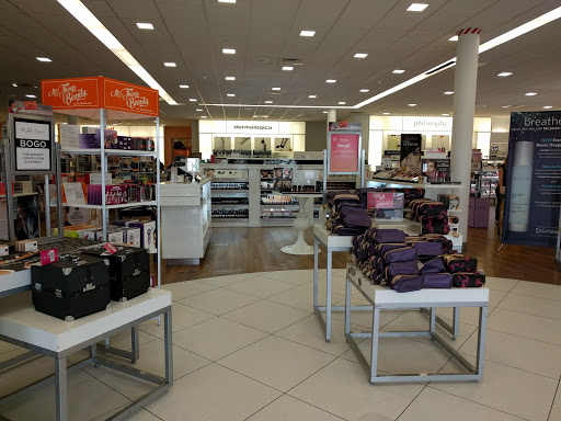 Hair Salon «Ulta Beauty», reviews and photos, 940 Airport Center Rd, Allentown, PA 18109, USA