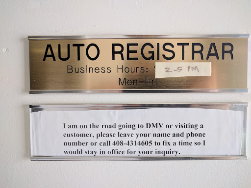 AUTO REGISTRAR