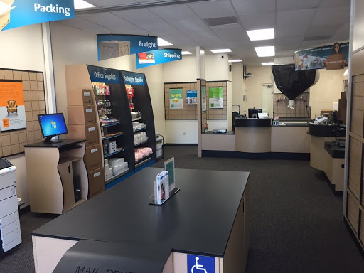 Shipping and Mailing Service «The UPS Store», reviews and photos, 5627 Kanan Rd, Agoura Hills, CA 91301, USA