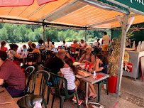 Atmosphère du Restaurant Les Remparts à Laroque - n°5