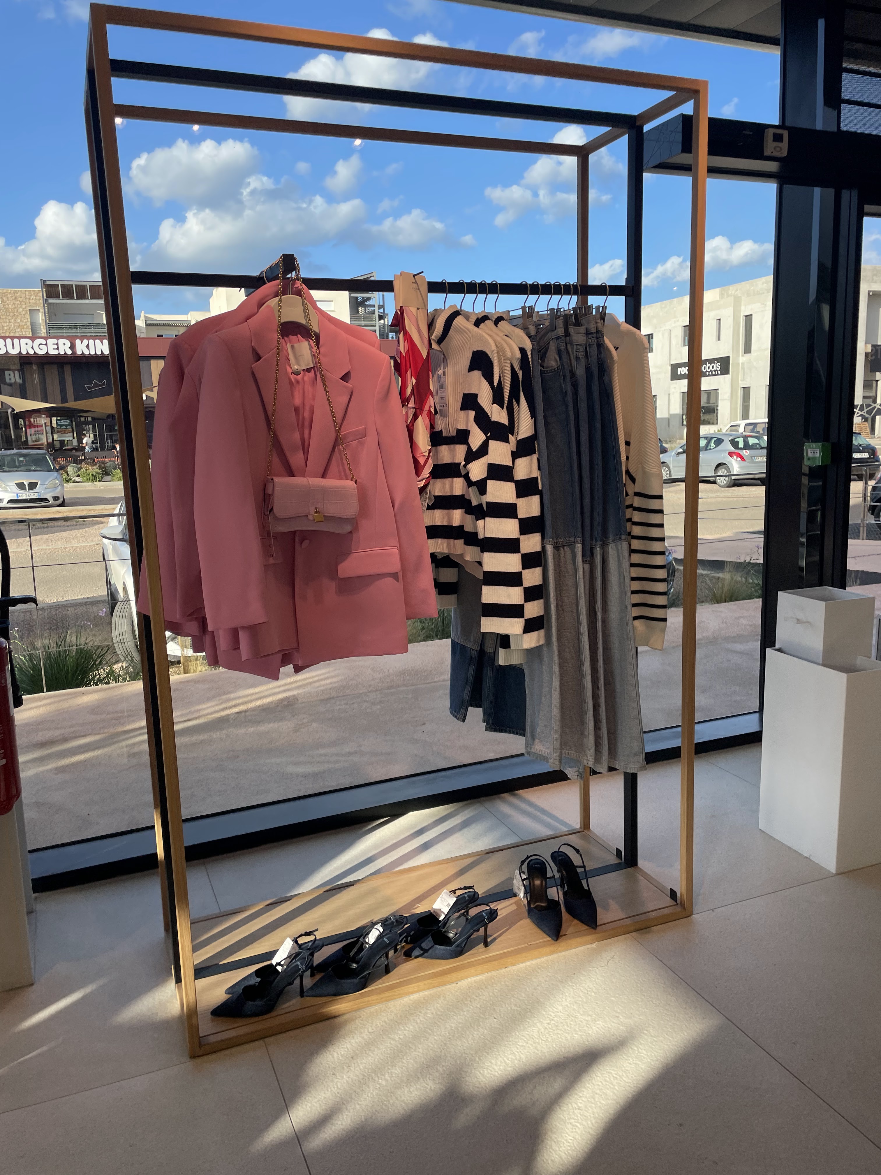 Photo n° 10 de l'avis de Gucci.e fait le 24/09/2023 à 18:20
