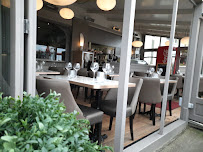 Atmosphère du Restaurant français L'Encas à Cabourg - n°5