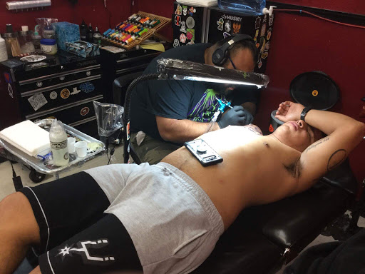Tattoo Shop «Nite Owl Tattoo Studio», reviews and photos, 7121 W US Hwy 90 #230, San Antonio, TX 78227, USA