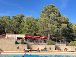 Photo n°2 de Piscine Municipale à Bédoin ()