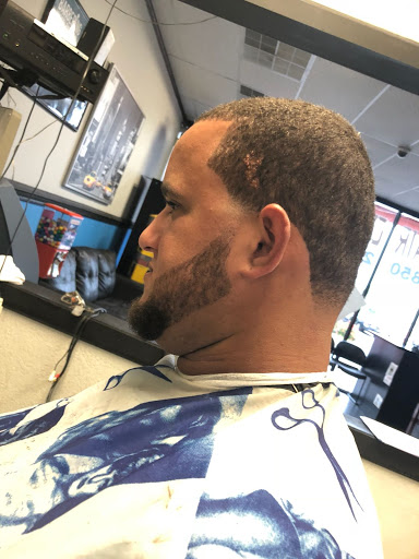 Barber Shop «DaShop Barber Shop», reviews and photos, 9521 S Orange Blossom Trail, Orlando, FL 32837, USA