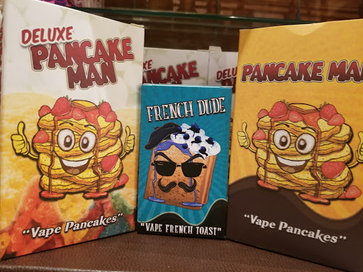 Tobacco Shop «The Smokers Edge Smoke and Vape Shop», reviews and photos, 19756 N John Wayne Pkwy #114, Maricopa, AZ 85138, USA