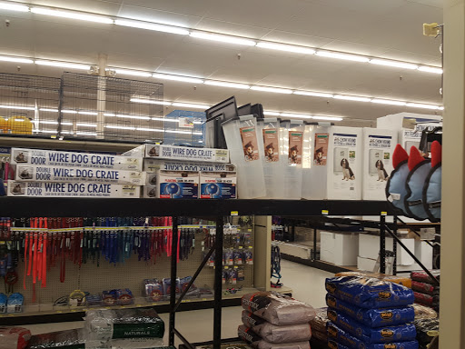 Clothing Store «Big R», reviews and photos, 165 Fontaine Blvd, Colorado Springs, CO 80911, USA