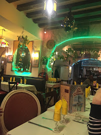 Atmosphère du Restaurant de spécialités d'Afrique du Nord Au Bon Couscos à Paris - n°10