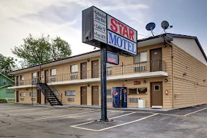 Star Motel In Macomb image