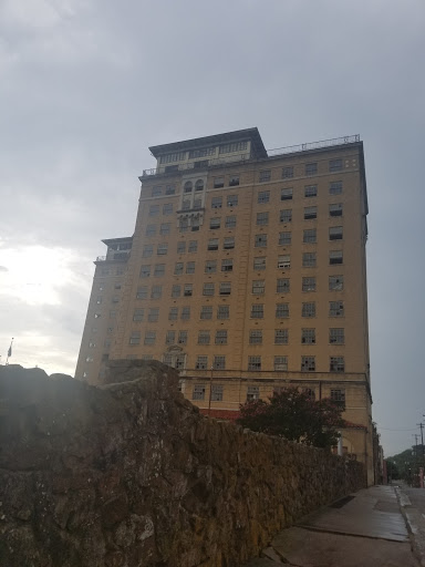 Coffee Shop «Downtown Video & You Maka Me HOT Coffee Roasting Company», reviews and photos, 101 NE 1st Ave, Mineral Wells, TX 76067, USA