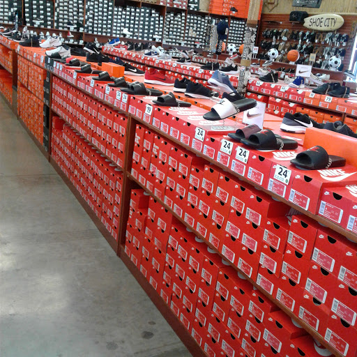 Shoe Store «Shoe City Newport Surf», reviews and photos, 1941 Newport Blvd, Costa Mesa, CA 92627, USA