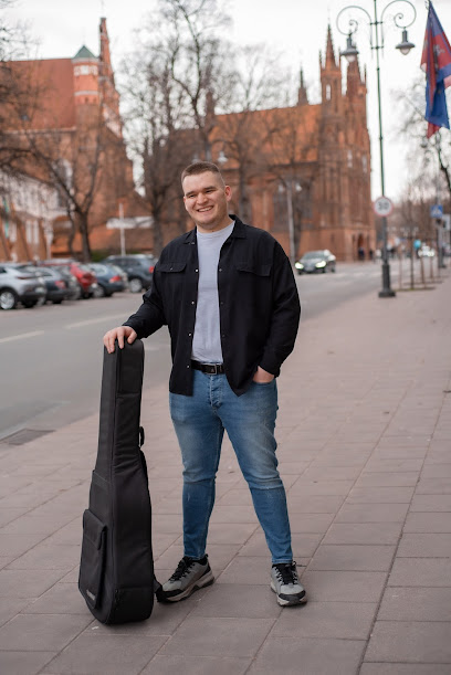Gitaros Pamokos Vilniuje Vaikams