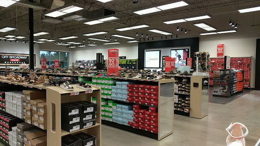 Shoe Store «Off Broadway Shoe Warehouse», reviews and photos, 217 Indian Lake Blvd #600, Hendersonville, TN 37075, USA