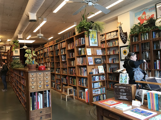 Used Book Store «Mercer Street Books», reviews and photos, 7 Mercer St, Seattle, WA 98109, USA