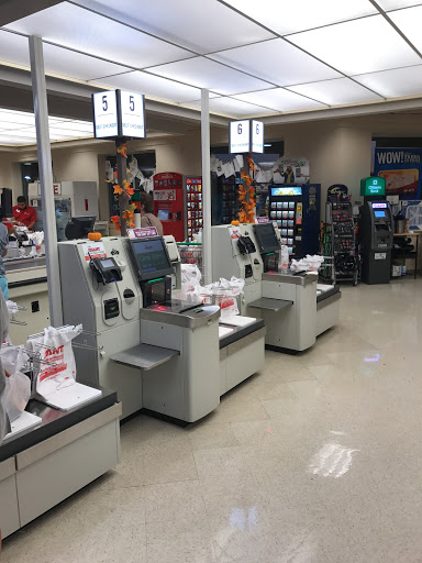 Grocery Store «Giant Food Stores», reviews and photos, 611 Main St, Harleysville, PA 19438, USA