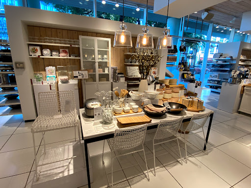 Furniture Store «Crate and Barrel», reviews and photos, 301 Santana Row, San Jose, CA 95128, USA