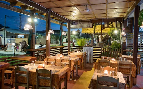 El Faro Restaurant image