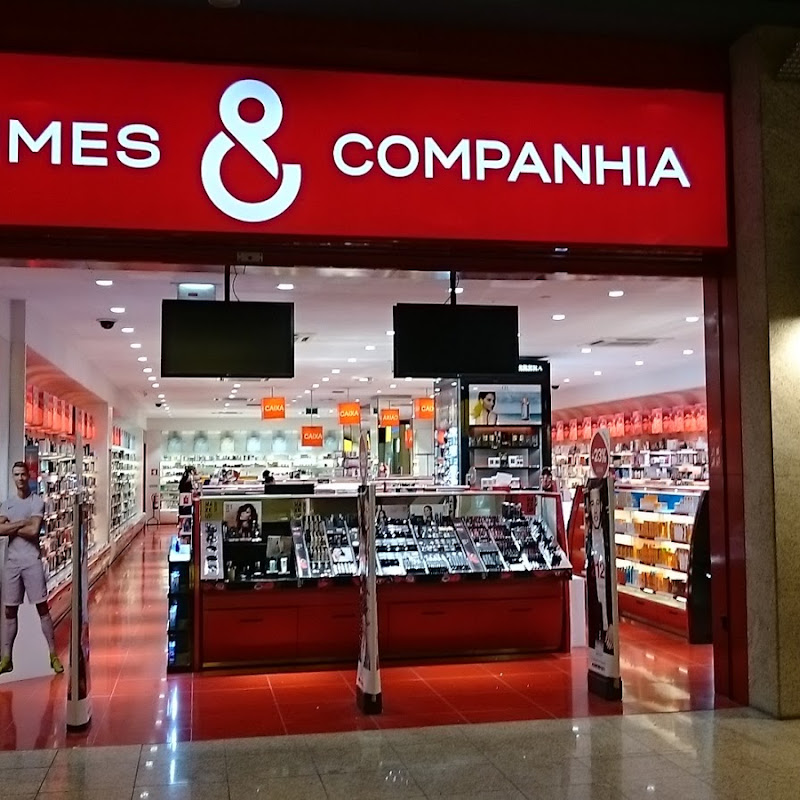 Perfumes & Companhia - Braga Parque