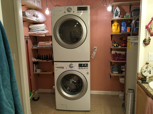 Warehouse «Albert Lee Appliance - Warehouse», reviews and photos, 4259 8th Ave NW, Seattle, WA 98107, USA