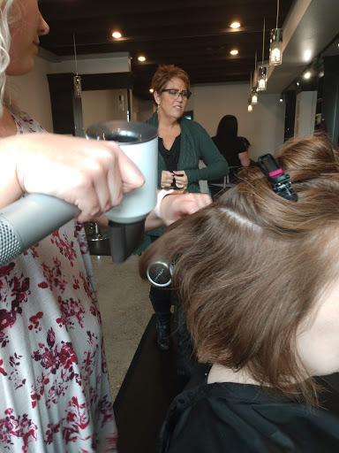 Beauty Salon «Daniel Ross Salon & Skin Care», reviews and photos, 18321 Veterans Memorial Dr E, Bonney Lake, WA 98391, USA