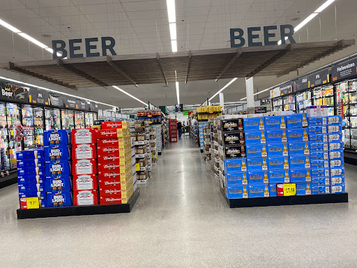 Grocery Store «Stop & Shop», reviews and photos, 2350 N Ocean Ave, Farmingville, NY 11738, USA