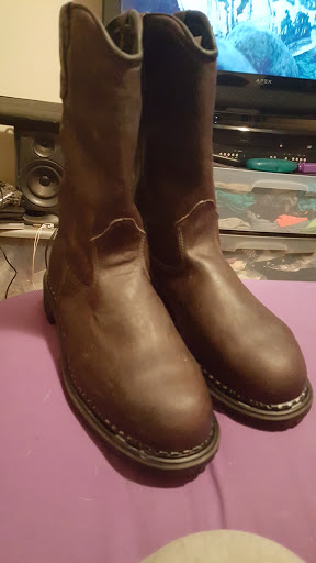 Shoe Store «Haney Shoes», reviews and photos, 6060 Maple St, Omaha, NE 68104, USA