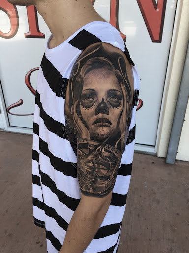 Tattoo Shop «Ink Ur Skin Tattoo Studio», reviews and photos, 22153 S Dixie Hwy, Miami, FL 33170, USA