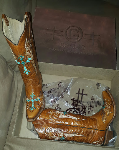 Tiendas para comprar botas cowboy Dallas