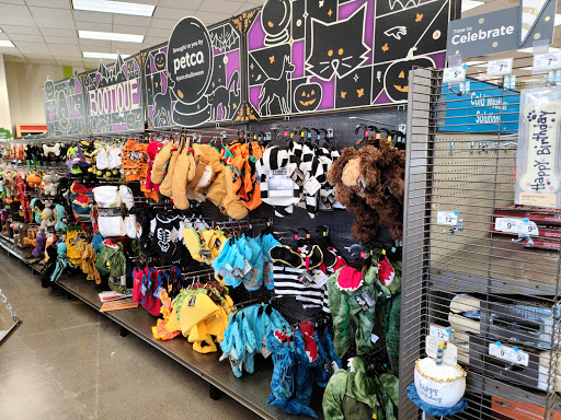 Pet Supply Store «Petco Animal Supplies», reviews and photos, 7215 170th Ave NE #115, Redmond, WA 98052, USA