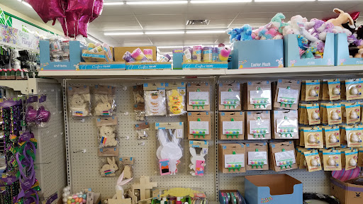 Dollar Store «Dollar Tree», reviews and photos, 1005 Stevenson Ave, Enumclaw, WA 98022, USA