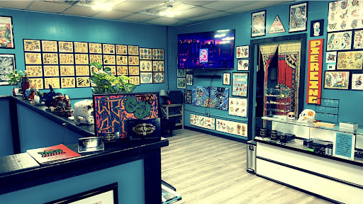 Explore mountain tattoo ideas for men, creative tattoo ideas in Uvalde, available at Artistik Kreationz 96