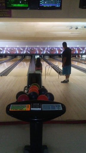 Bowling Alley «Bellair Lanes», reviews and photos, 2575 N Atlantic Ave, Daytona Beach, FL 32118, USA