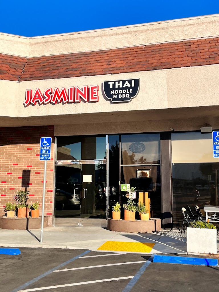 Jasmine Thai Valencia 91355