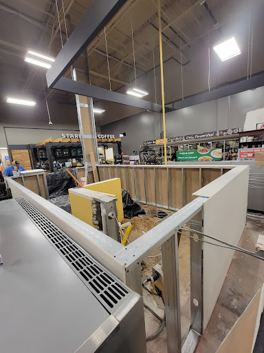 Shopping Mall «Poplar Plaza Shopping Center», reviews and photos, 3440 Poplar Ave, Memphis, TN 38111, USA