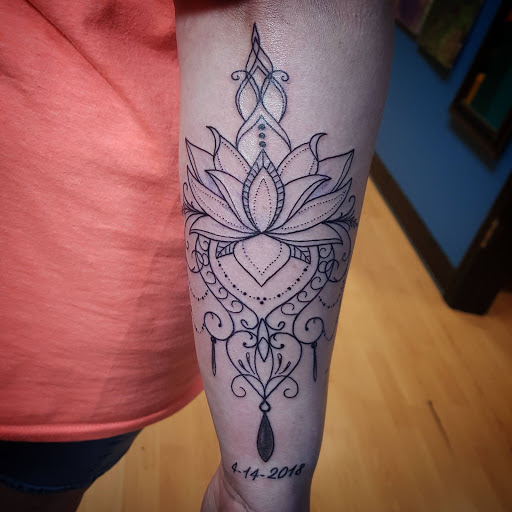 Tattoo Shop «Soloarte Tattoo Studio», reviews and photos, 411 Maxham Rd #500, Austell, GA 30168, USA