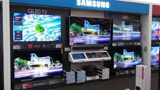 Appliance Store «P.C. Richard & Son», reviews and photos, 1685 Old Country Rd, Riverhead, NY 11901, USA