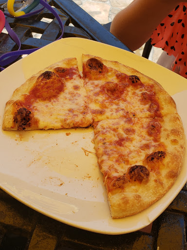 Italian Restaurant «Feola’s Italian Ristorante», reviews and photos, 10700 Gulf Blvd, Treasure Island, FL 33706, USA